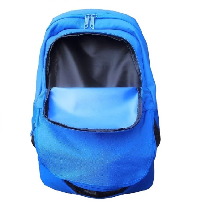 organiza de forma comoda tu equipacion con esta mochila joma