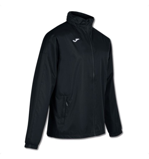 chubasquero negro joma modelo trivor para protegerte del frio