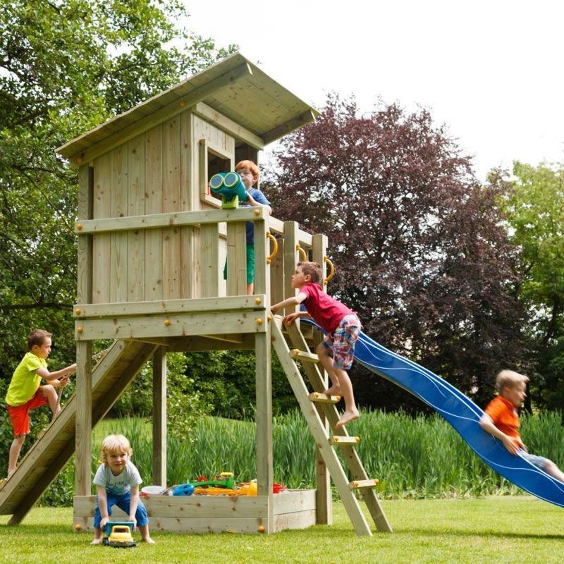 Parque infantil de madera