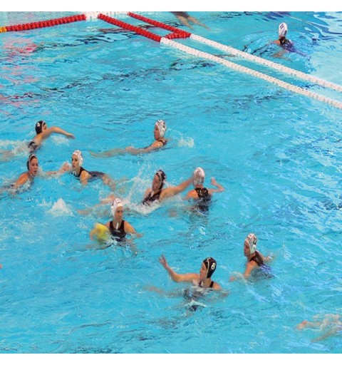 Campo de waterpolo mixto