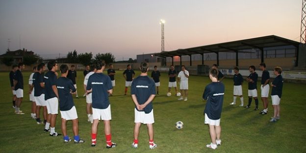 Equipo en sesión de entrenamiento